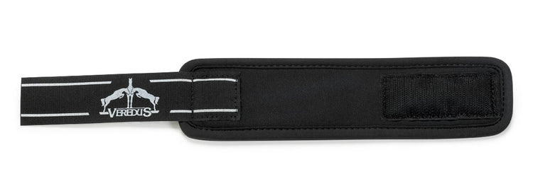 Flexible pastern protection with hook-and-loop closure