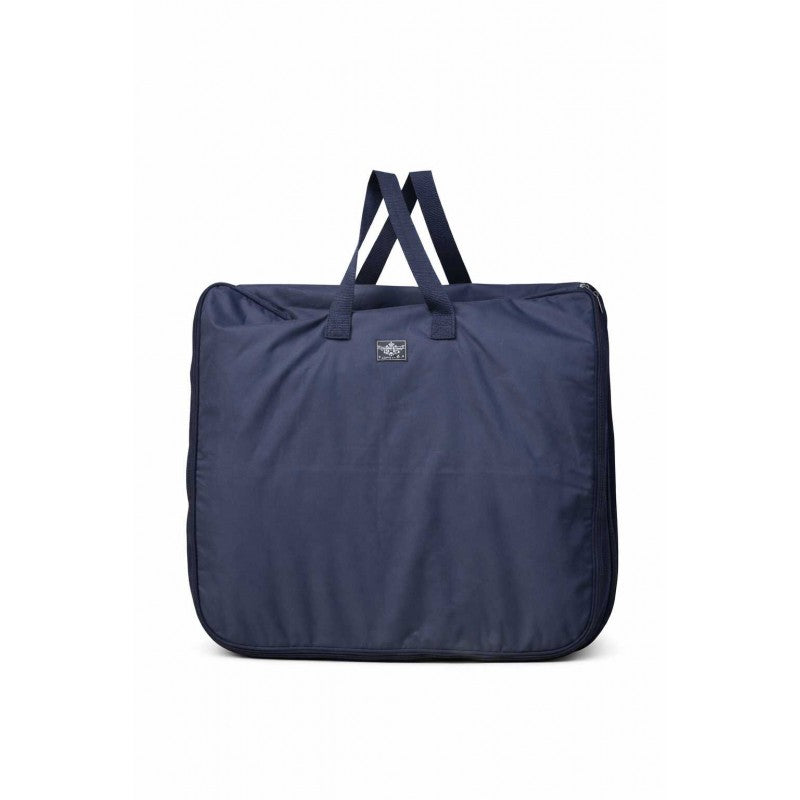 Paddock saddle pad organizer with mesh ventilation