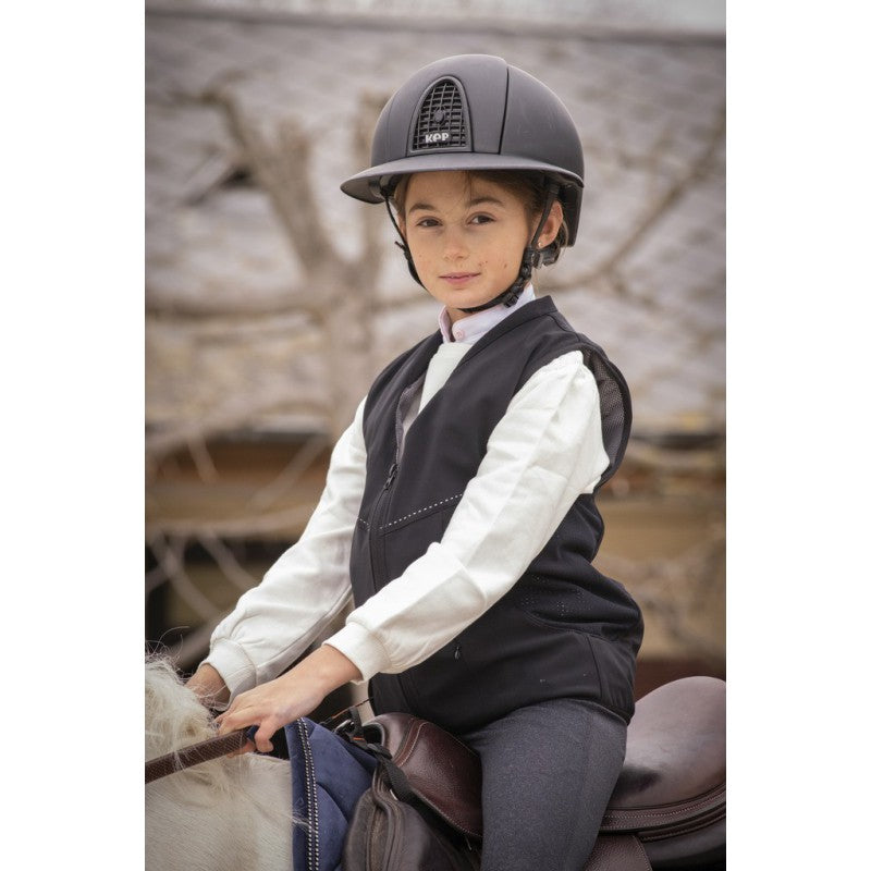 Penelope Airlight 2 Children’s Airbag Vest by Freejump for young horse riders.
