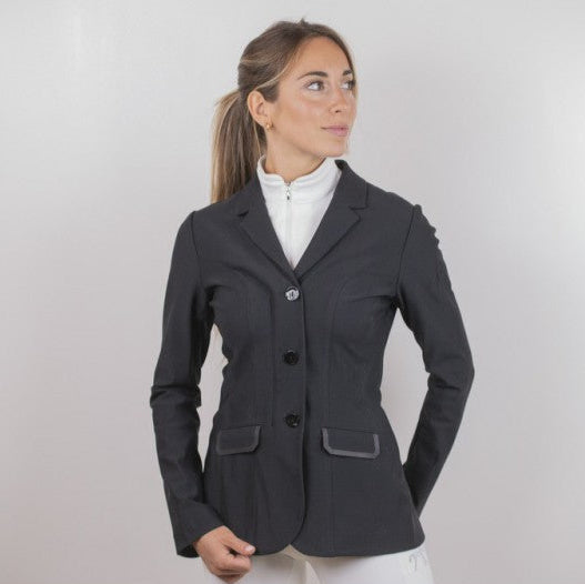 Freejump airbag compatible show jacket