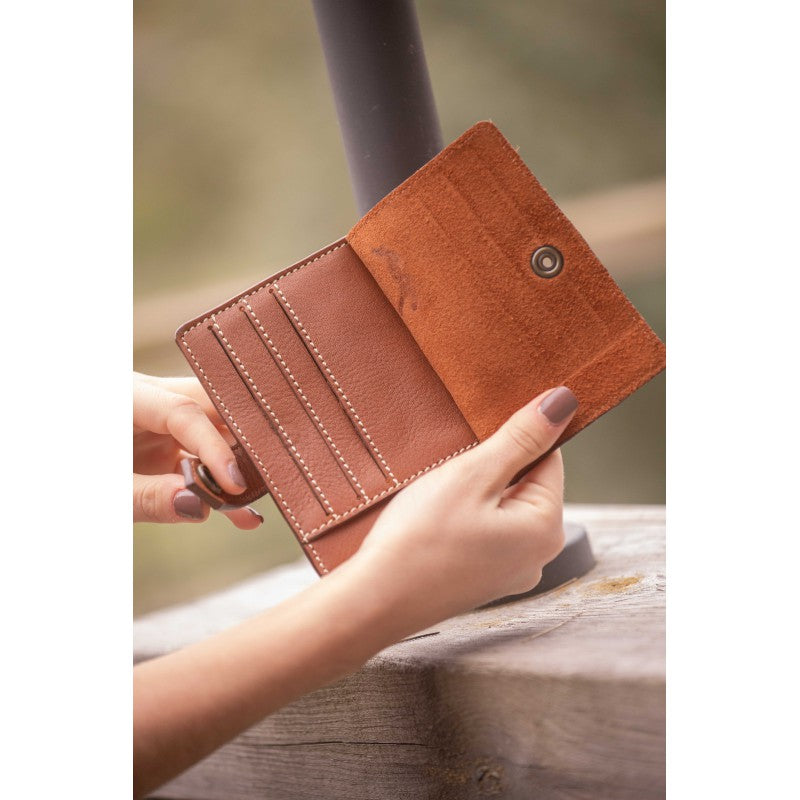 Penelope Cartoon leather card holder with snap-button closure