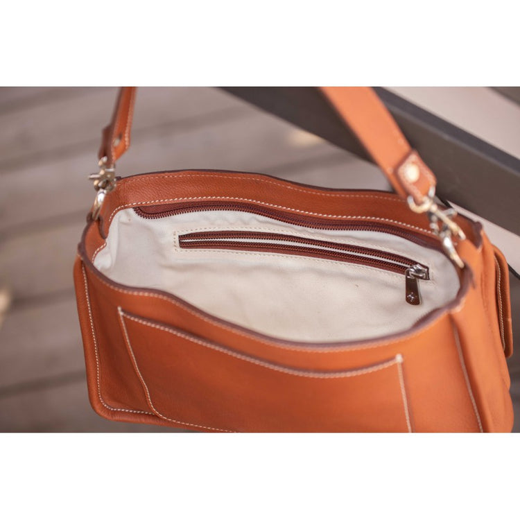 handbag with inside pockets