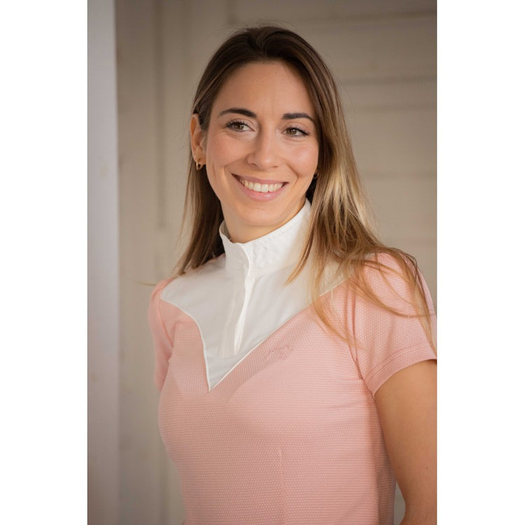 Penelope Las Honey show shirt with lightweight breathable honeycomb fabric and elegant plastron.