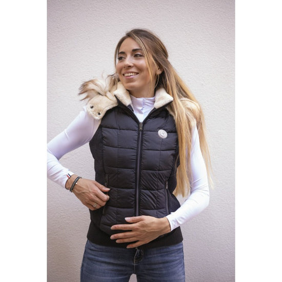 Penelope Roger equestrian vest with comfortable elastic side panels.