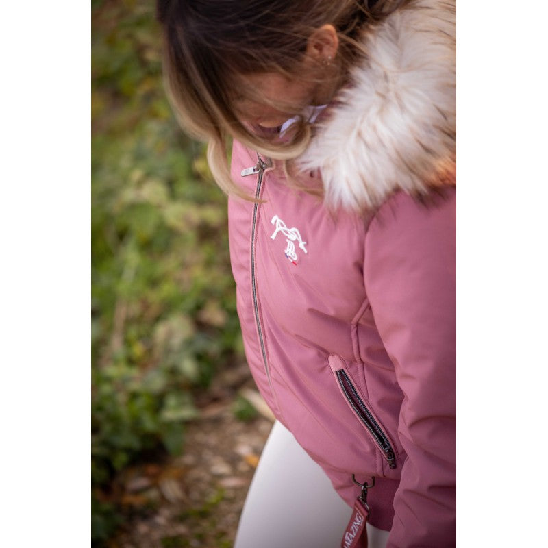Penelope Step jacket with thick and soft teddy fleece lining.