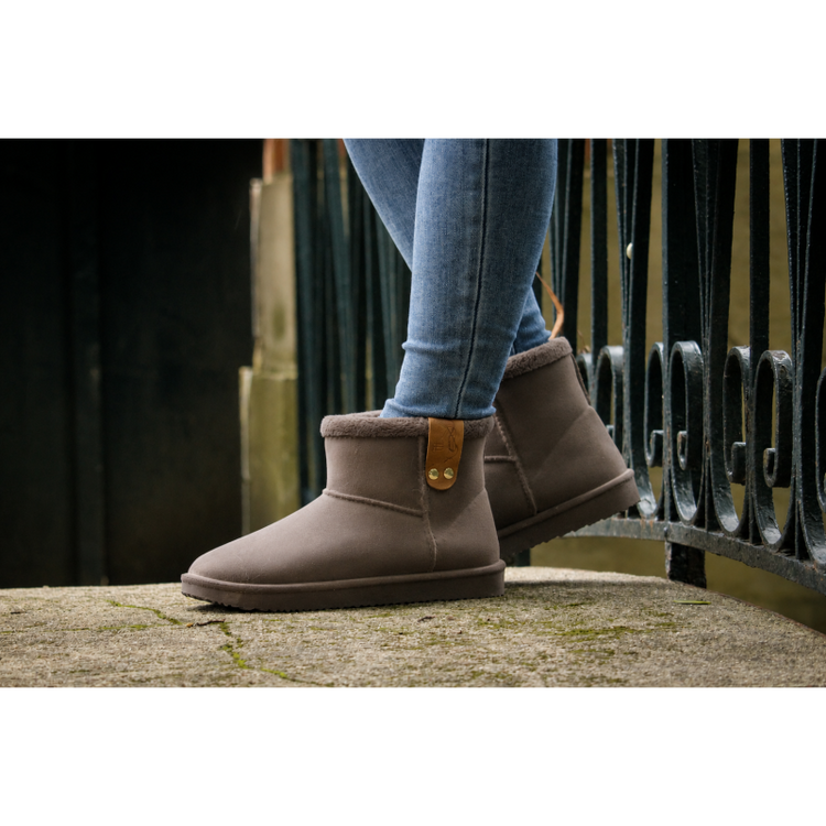 Penelope Stuffed waterproof boots designed for cold and wet winter days.