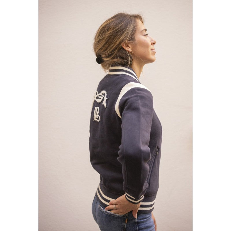 Penelope sweatshirt with Teddy logo detailing on the chest and back.