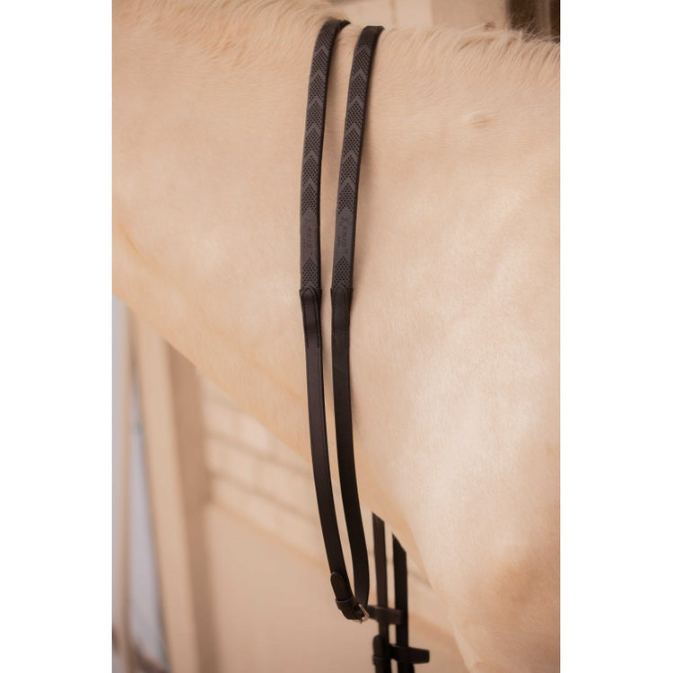 Penelope Symphonie leather reins designed to perfectly complement the matching Symphonie bridle.