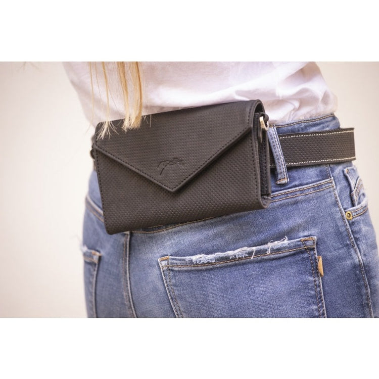 Phone bag for horse riding with practical crossbody carrying option.