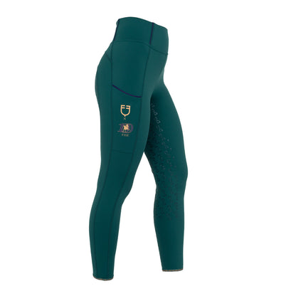 Slim-fit horse riding leggings with convenient phone pocket and silicone grip
