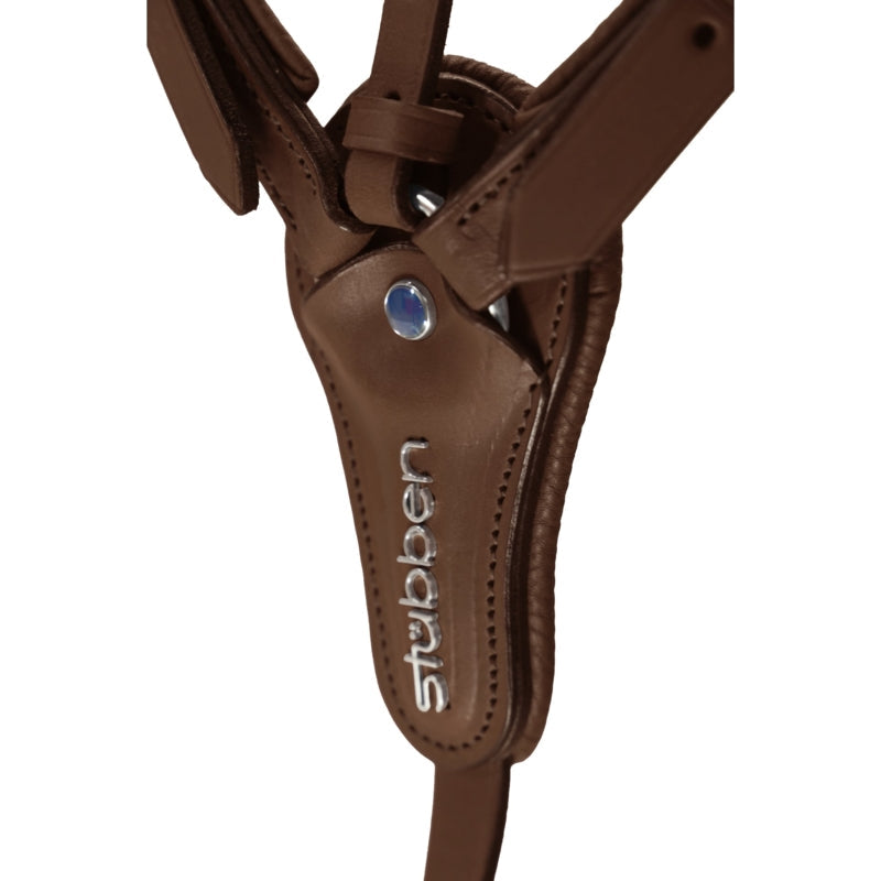 Premium leather Stübben breastplate fitted to a sport horse for jumping.