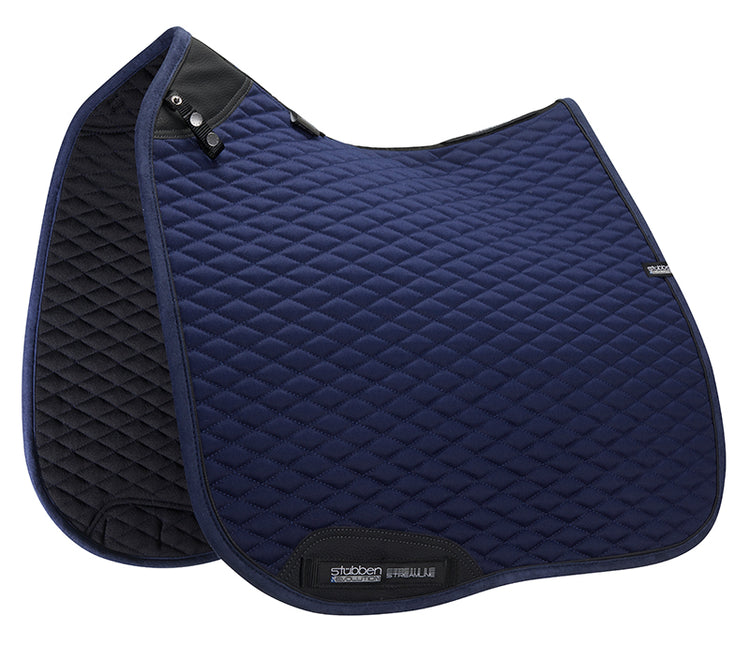 Stübben dressage saddle pad featuring an anatomical shape for horses.