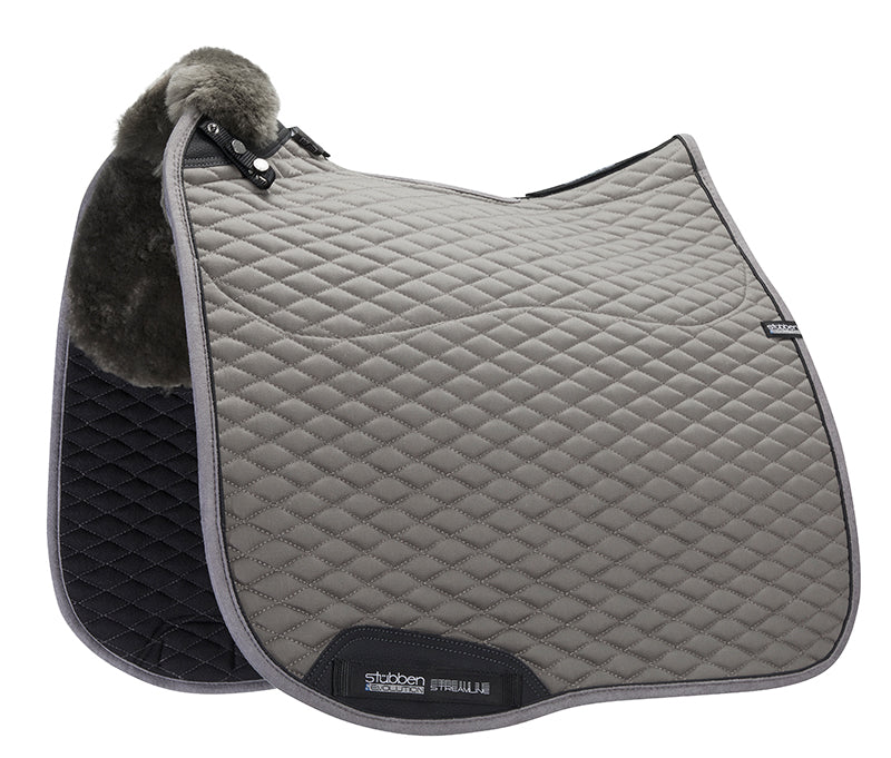 Stübben lambswool pad designed for dressage horses and everyday schooling.