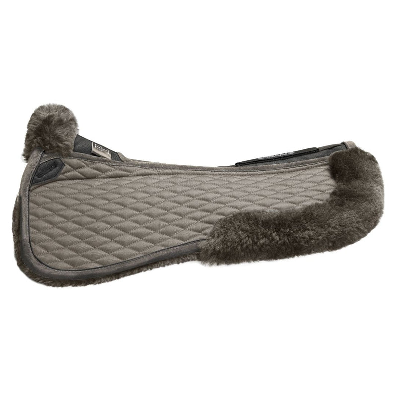 Stübben Streamline Dressage Half Pad with lambswool for training and competition.