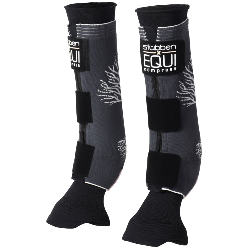Stübben Equi Compress Set for targeted horse leg care after training and exercise.
