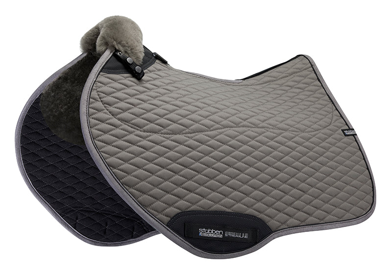 Stübben Streamline Lambswool horse pad for show jumping and competition.