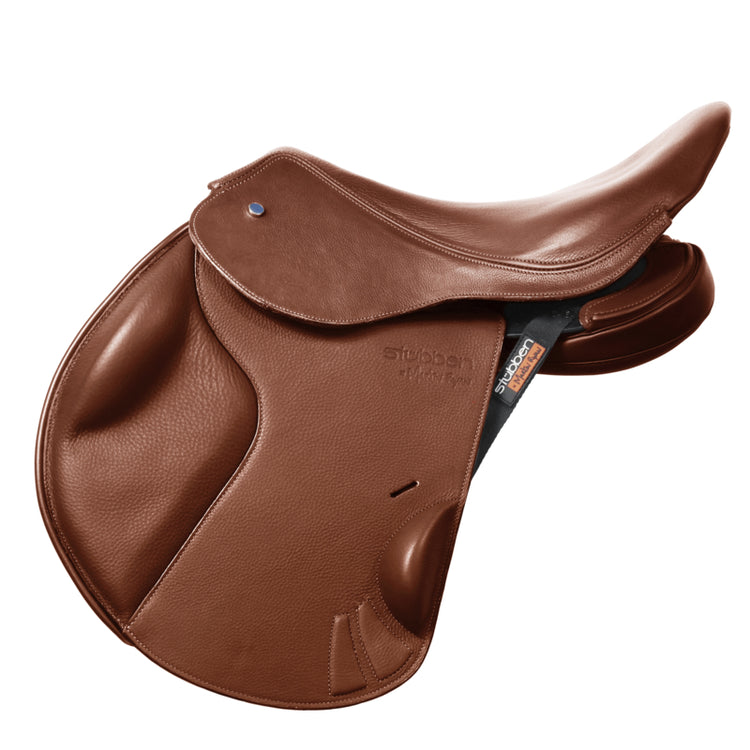 Stübben REVsport Saddle with saddle flaps for performance horse riding.