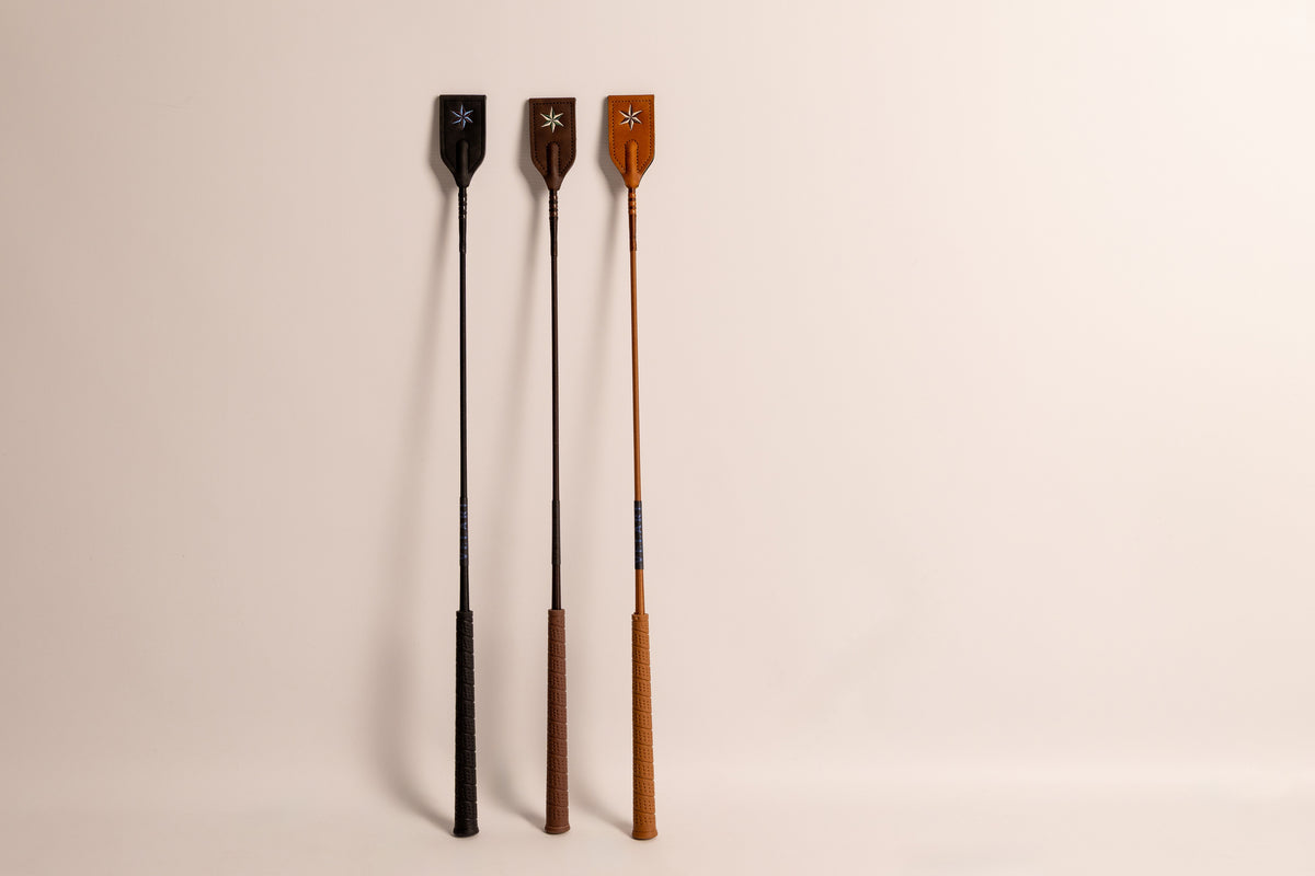 Velari jumping whip featuring a durable woven finish and rubber grip handle