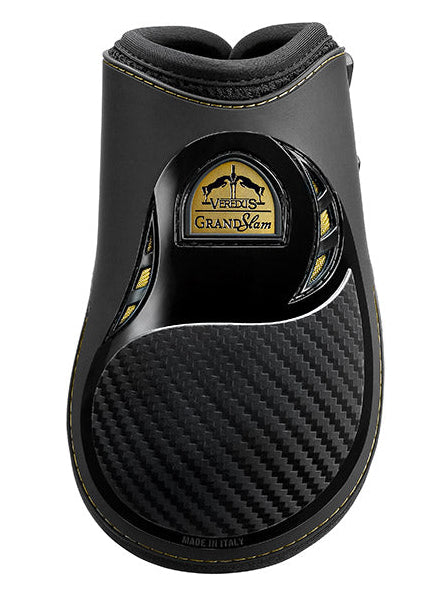 Premium hind leg protection for jumping horses