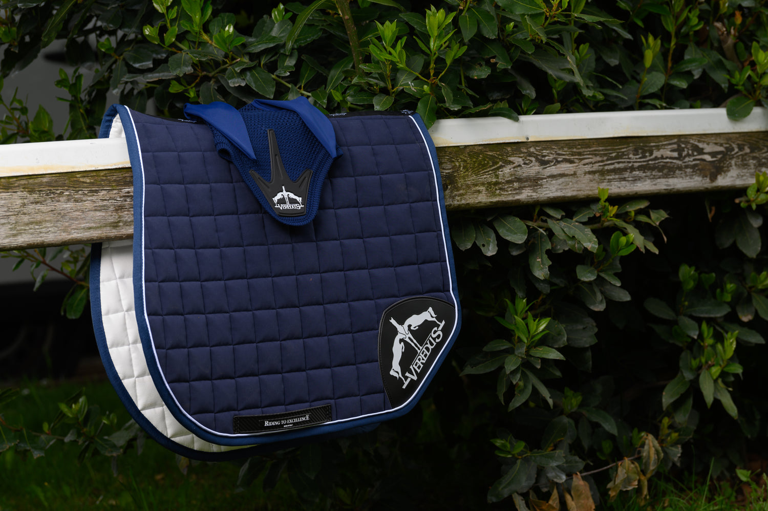 veredus-saddle-pad-jumping-s1-front-view