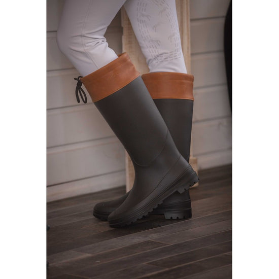 Waterproof PVC boots with lugged sole for reliable grip