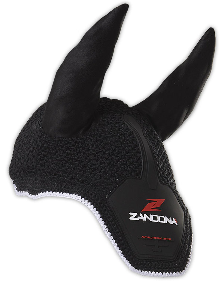 Zandona AFS fly veil covering the horse’s ears.
