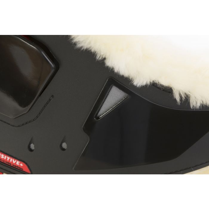 Zandona Carbon Air Sensitive+ horse girth from the Candy range