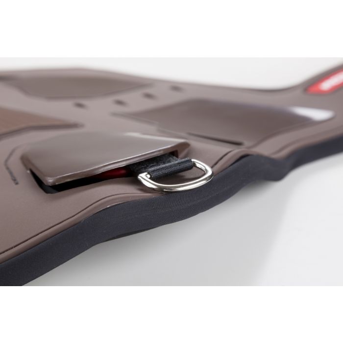 Zandona Carbon Air equestrian stud girth for competition.
