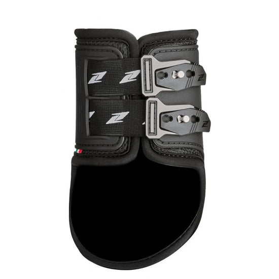Pair of Zandona Carbon Chic fetlock guards ready for the show ring.