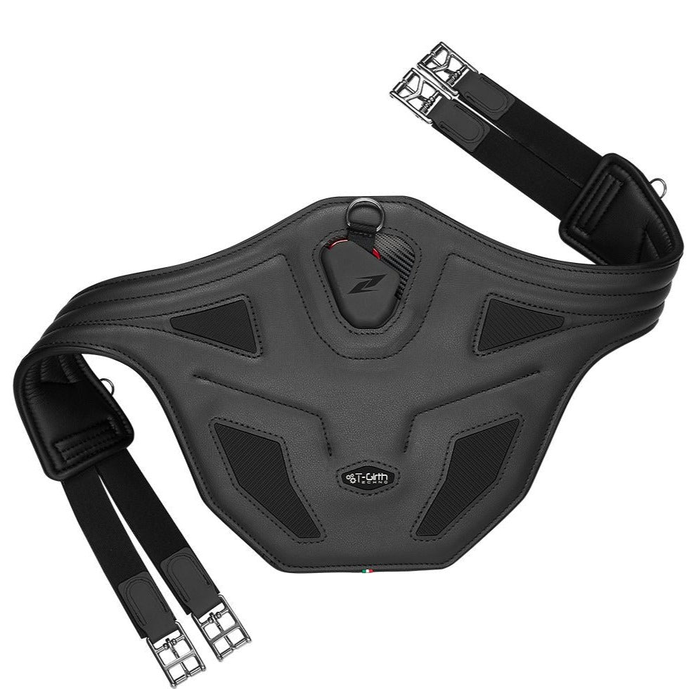Anatomically shaped Zandona jumping girth with protective stud guard.