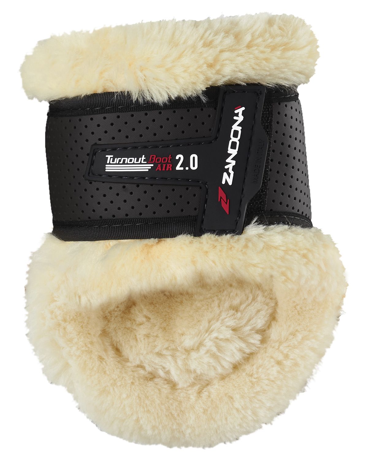 Short-profile Zandona Turnout Air 2.0 boots fitted to the rear legs.