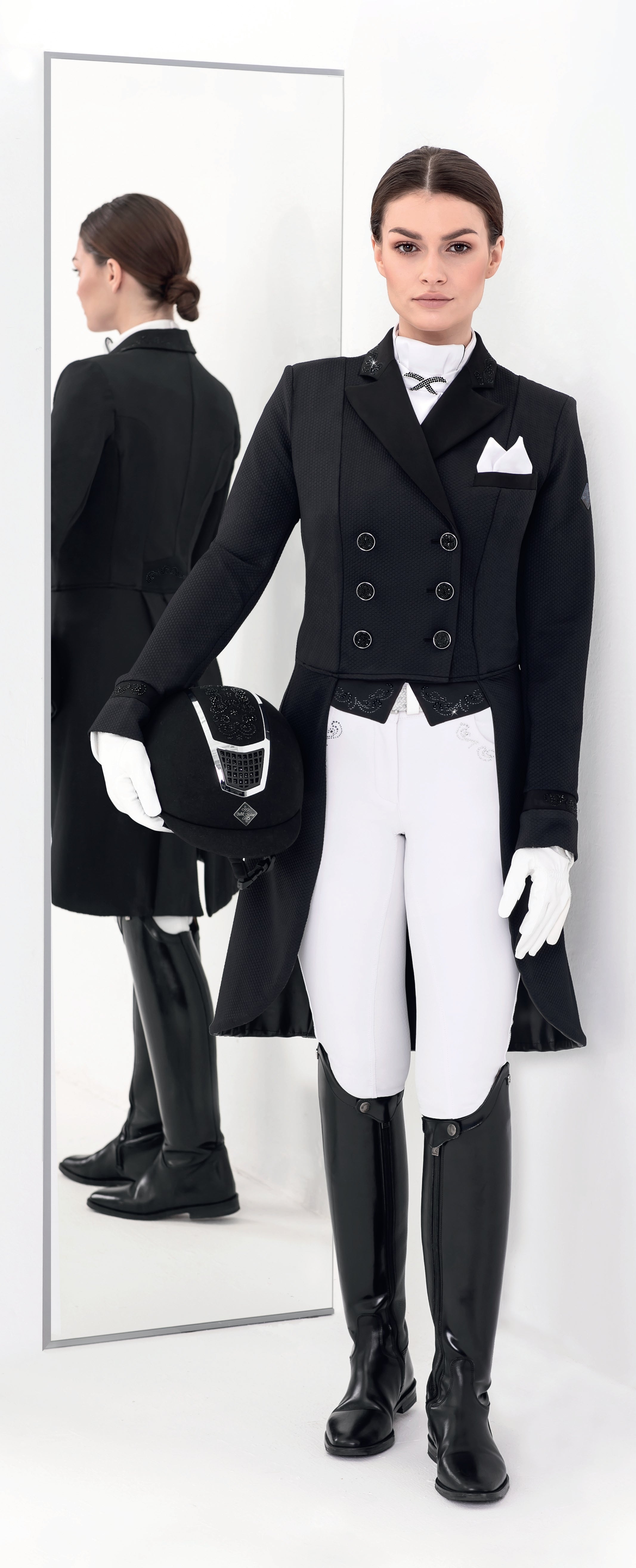 Female tailcoat on sale