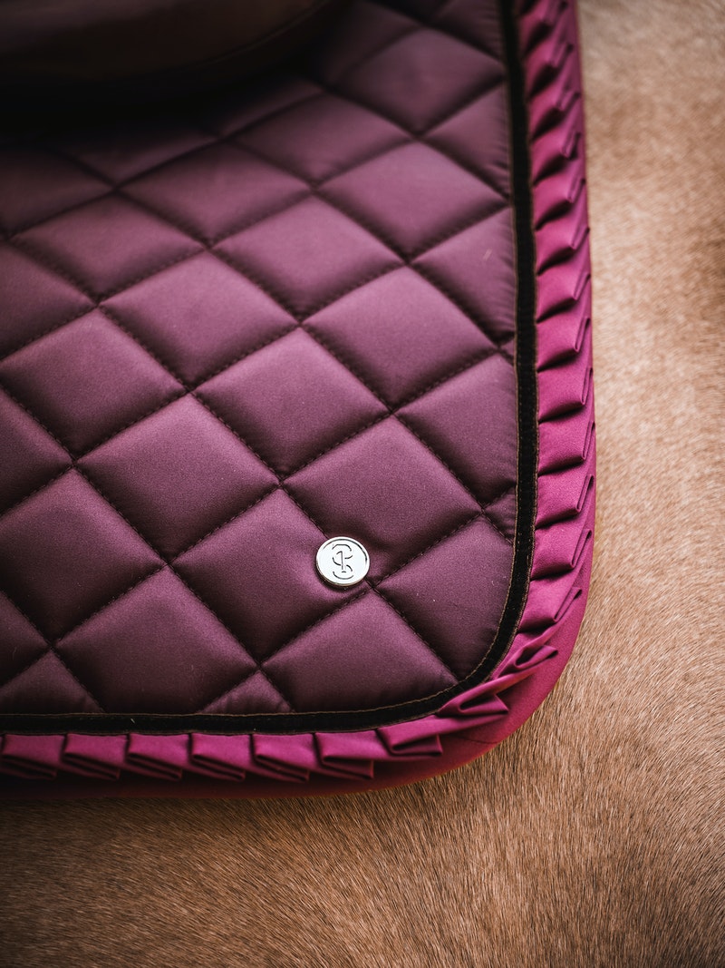 Jump Saddle Pad Diamond Ruffle Wine – EquiZone Online