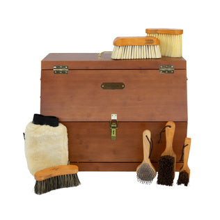 Show grooming box set
