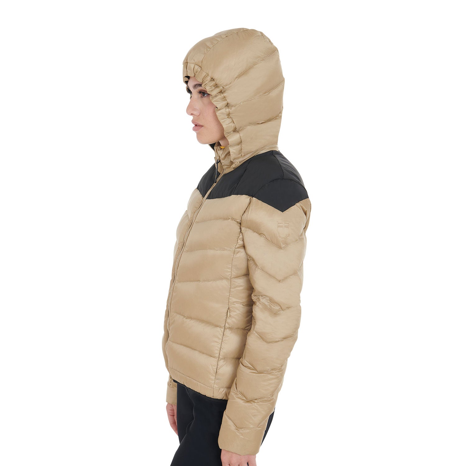 Down jacket for equestrian with removable hood