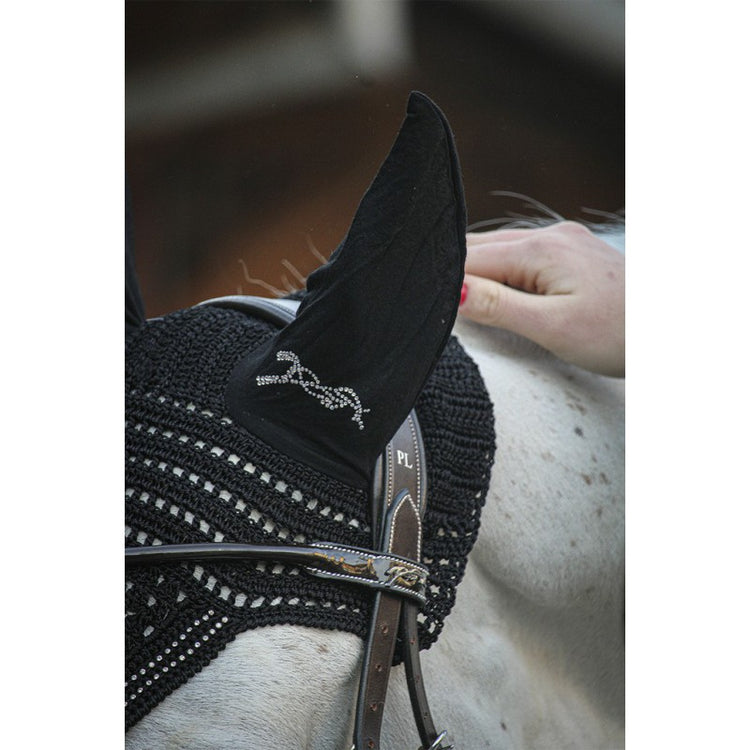 Penelope crystal fly veil with two elegant rows of rhinestones.