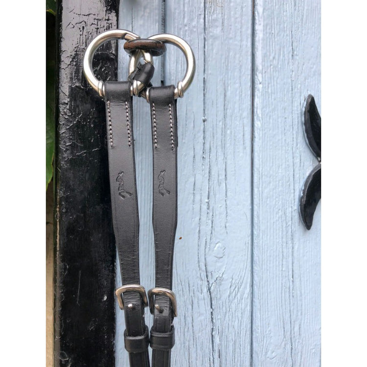 Penelope leather martingale fork for horses with convenient opening rings