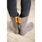 Penelope rain boots for horse riders at the stable and paddock.