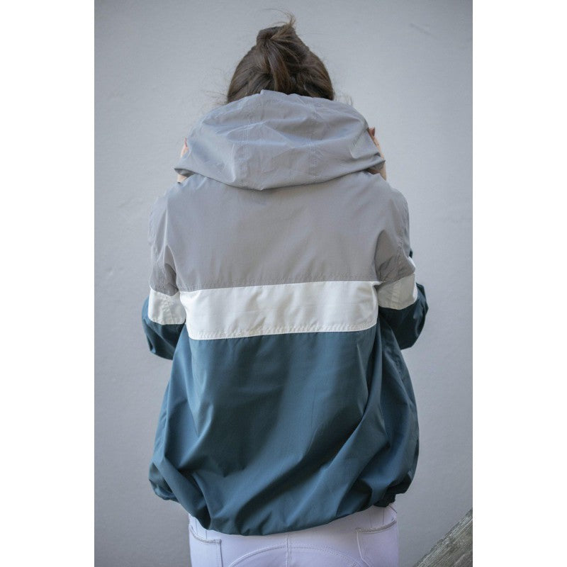 Penelope women’s riding windbreaker for changeable weather conditions.