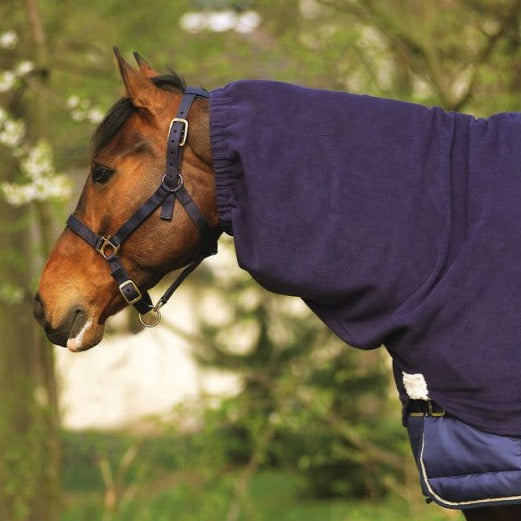 Fleece neck rug for horses