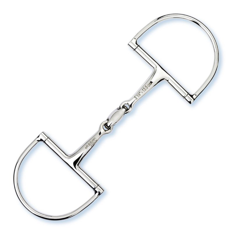Double-jointed mouthpiece gives the Stübben Easy Control D-Ring its characteristic construction.