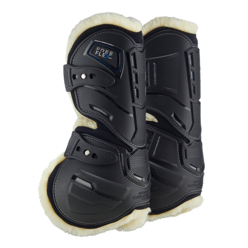 Fleece-lined Stübben horse jumping boots designed for protection and comfort.