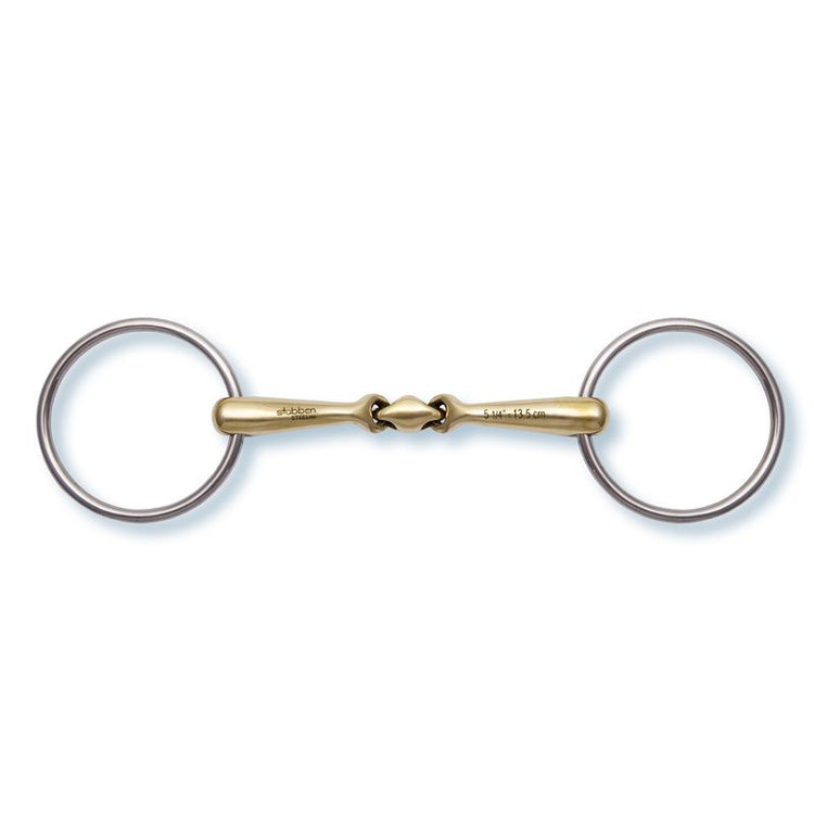 Bridle close-up featuring the Quick Contact Loose Ring Snaffle at the horse’s mouth.