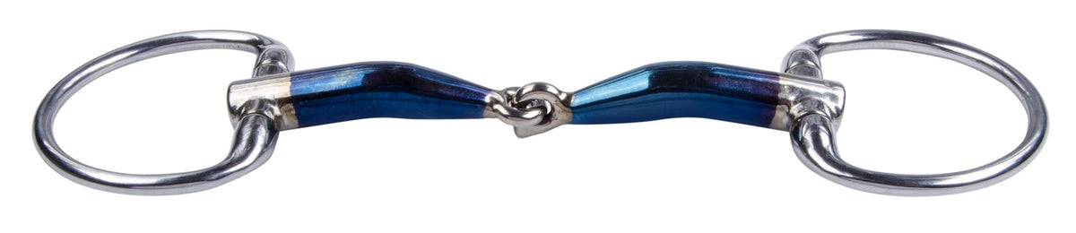 Trust Locking Eggbutt Snaffle with 16 mm Sweet Iron mouthpiece that stiffens into a straight bar under rein pressure.