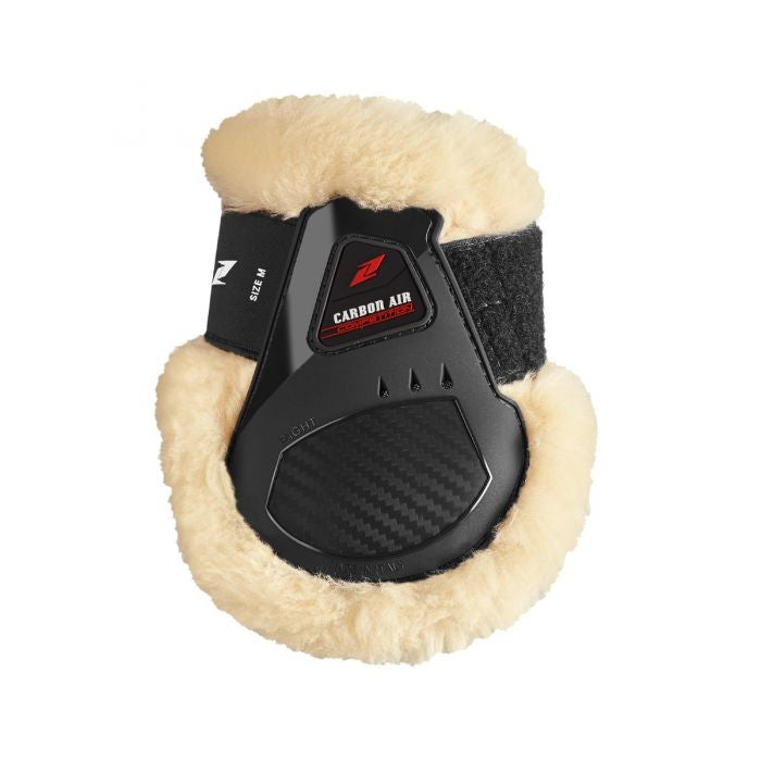 Zandona Carbon Air fetlock boots for young horses in the show jumping arena