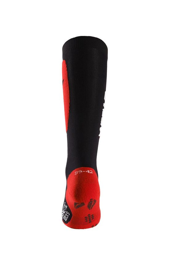 Zandona magnetic horse leg socks for stable use.