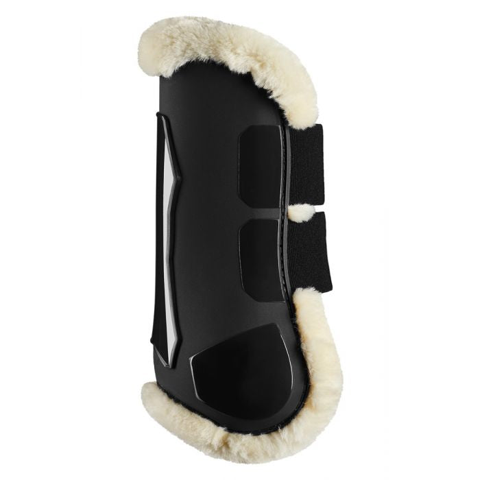 Zandona Techno-Fur Tendon Boots protecting the horse&